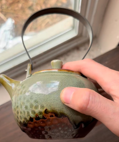 Jade Green Tea Pot (metal handle)