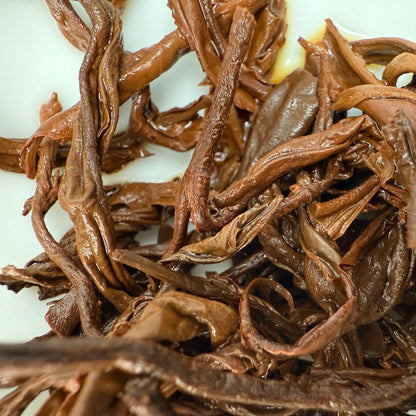 Old Tree Red Tea